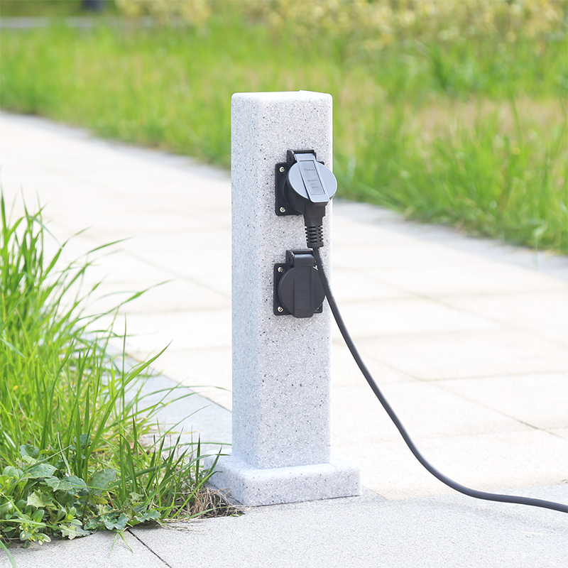 垂直電源ソケット PE 防水屋外ソケットヴィラ中庭庭用 - Outdoor Power Hub のレビューと価格