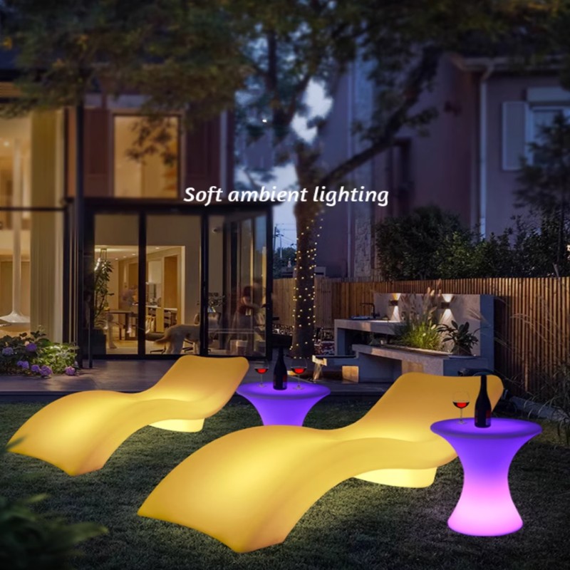 ソーラーパワー屋外家具LED発光ラウンジャー、スイミングプー - Outdoor Power Recliner のレビューと価格